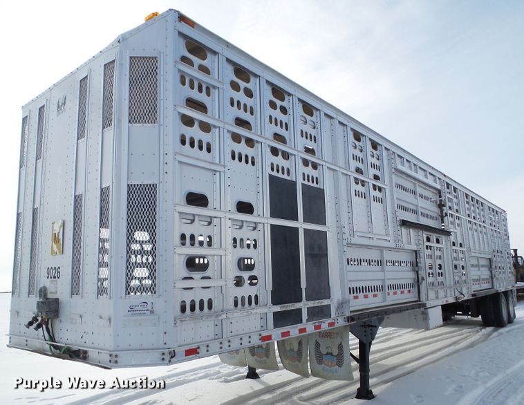 image for item DA7047 2005 Barrett livestock trailer