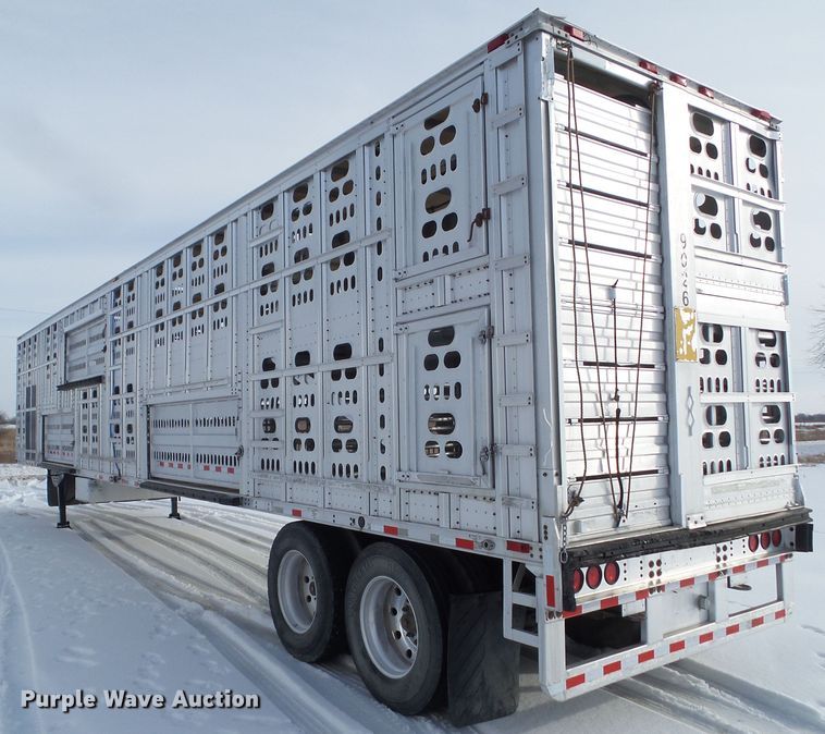 image for item DA7047 2005 Barrett livestock trailer