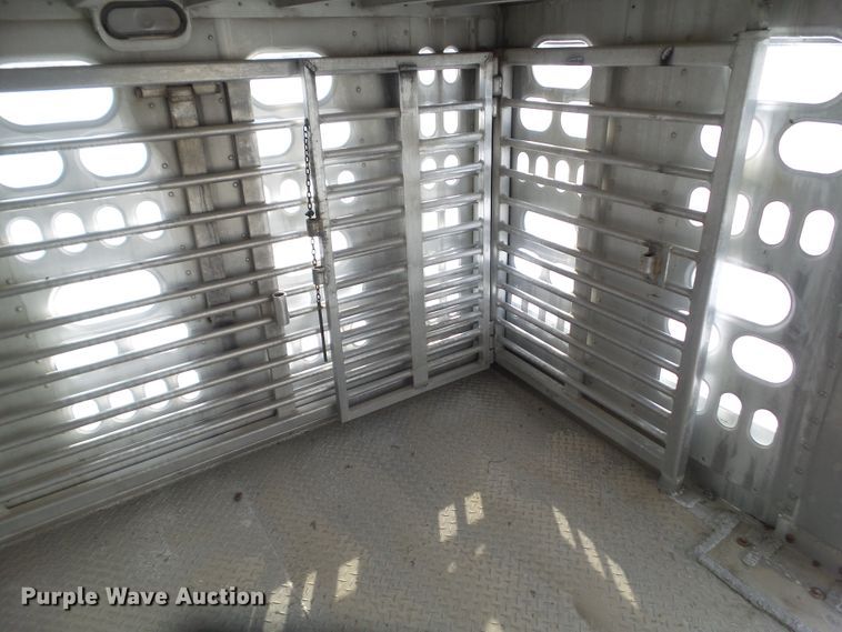 image for item DA7047 2005 Barrett livestock trailer