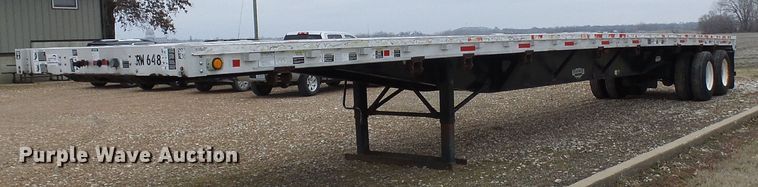 image for item DC2845 1999 Wilson CF-900  flatbed trailer