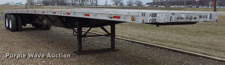 image for item DC2845 1999 Wilson CF-900  flatbed trailer