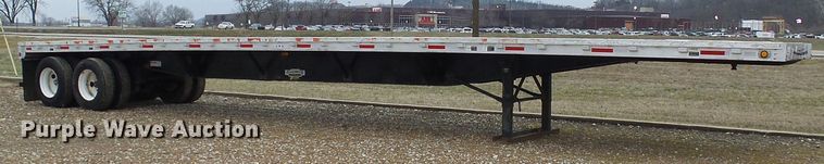 image for item DC2845 1999 Wilson CF-900  flatbed trailer