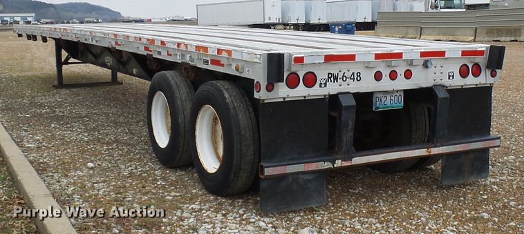 image for item DC2845 1999 Wilson CF-900  flatbed trailer