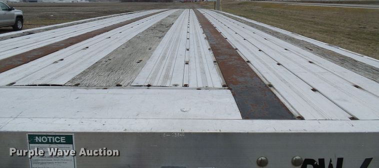 image for item DC2845 1999 Wilson CF-900  flatbed trailer