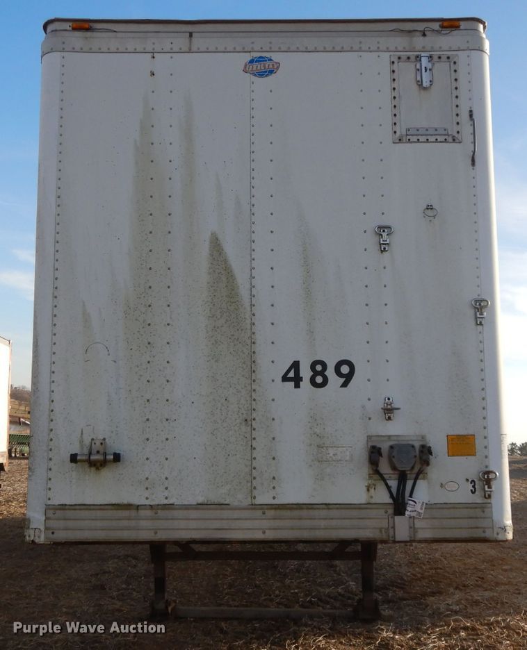 image for item DE2563 1996 Utility VS2DC dry van trailer