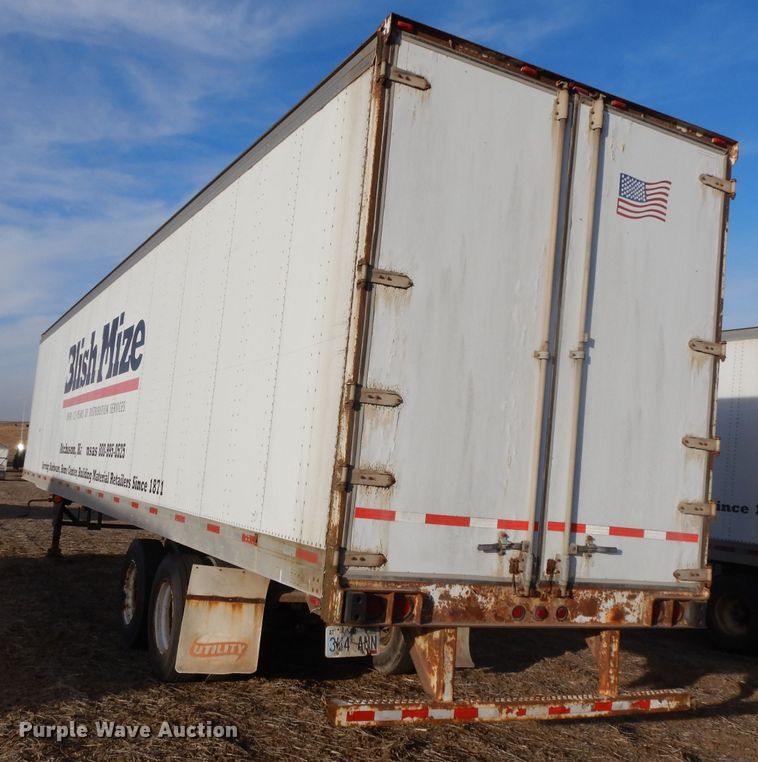 image for item DE2563 1996 Utility VS2DC dry van trailer