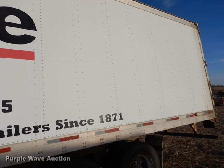 image for item DE2563 1996 Utility VS2DC dry van trailer