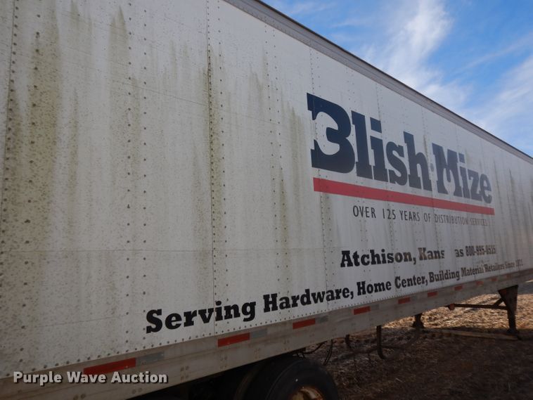 image for item DE2563 1996 Utility VS2DC dry van trailer