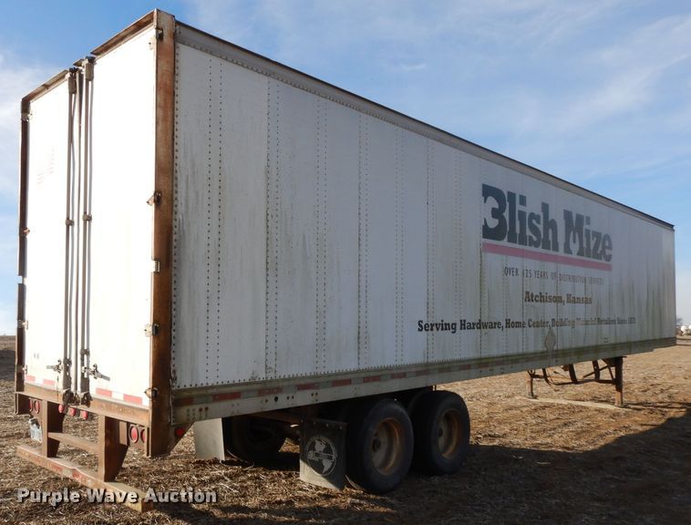 image for item DE2564 1996 Trailmobile 01JA-1UAL dry van trailer