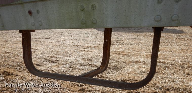 image for item DE2564 1996 Trailmobile 01JA-1UAL dry van trailer