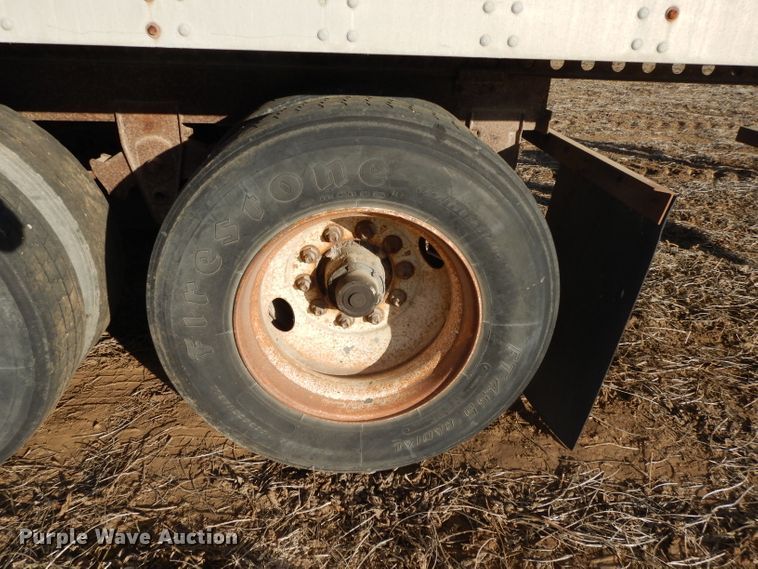 image for item DE2564 1996 Trailmobile 01JA-1UAL dry van trailer