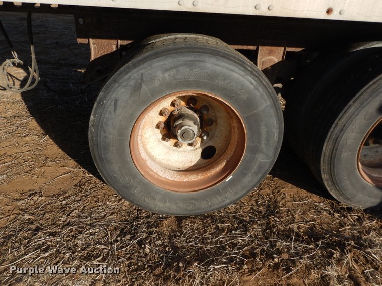 image for item DE2564 1996 Trailmobile 01JA-1UAL dry van trailer