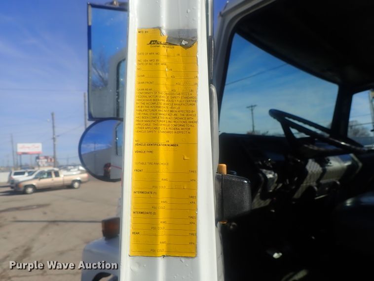 image for item DG2936 2002 Freightliner FL60  flatbed truck