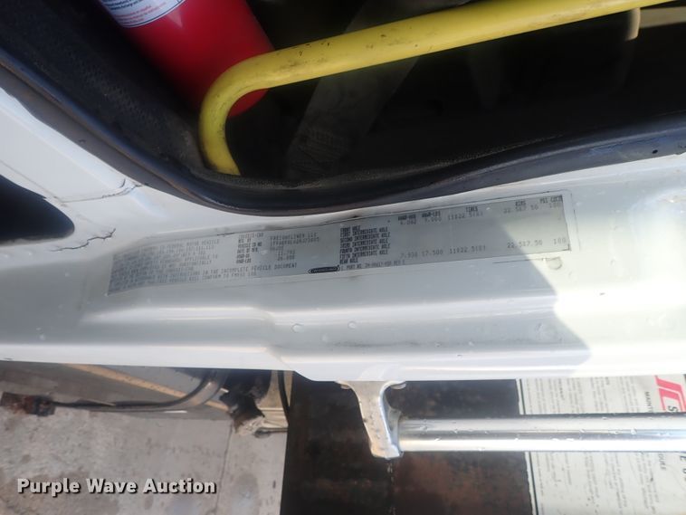 image for item DG2936 2002 Freightliner FL60  flatbed truck