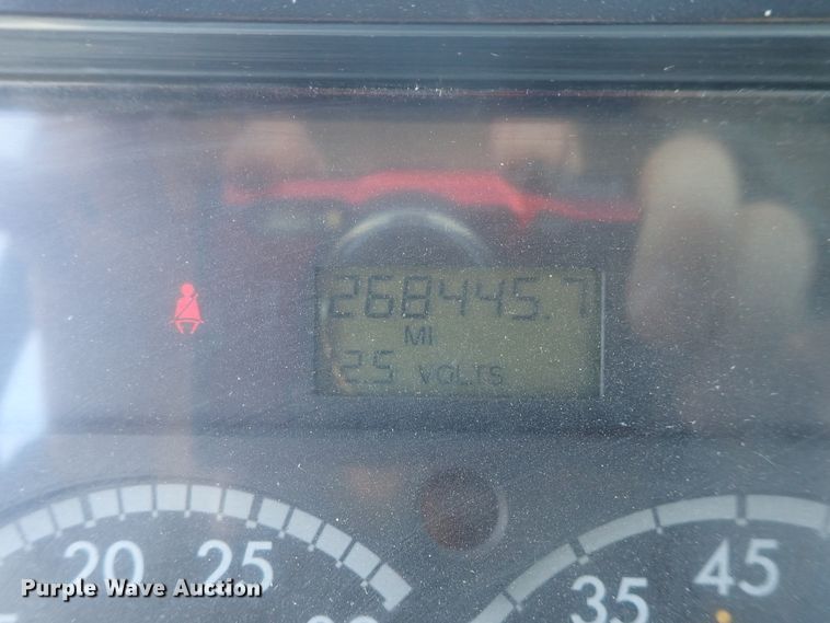 image for item DG2936 2002 Freightliner FL60  flatbed truck