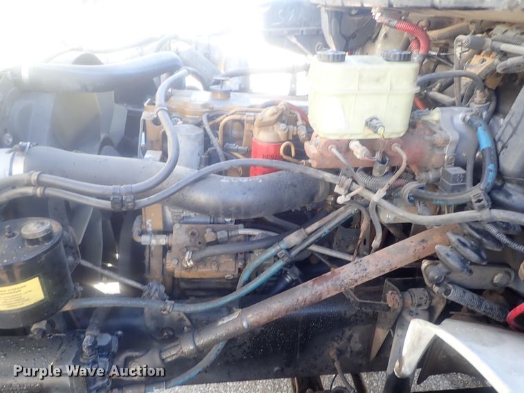 image for item DG2936 2002 Freightliner FL60  flatbed truck