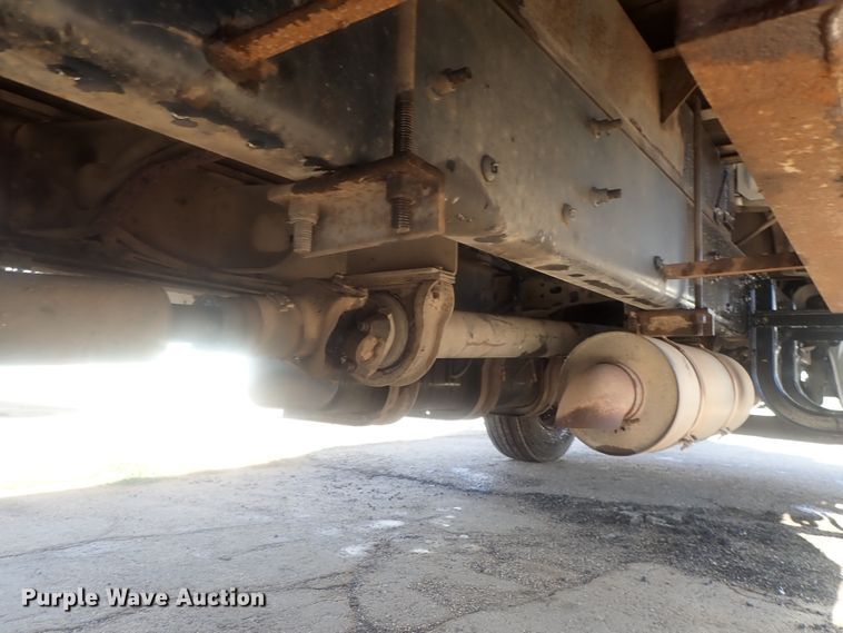 image for item DG2936 2002 Freightliner FL60  flatbed truck