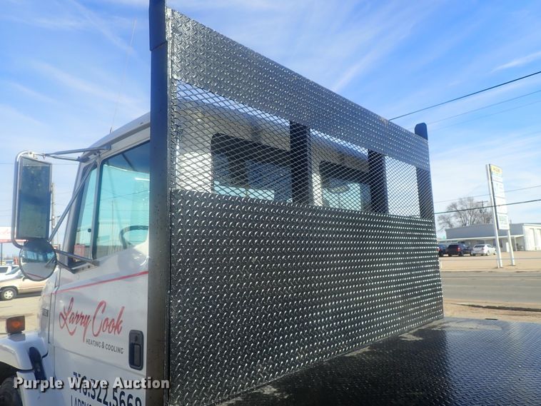 image for item DG2936 2002 Freightliner FL60  flatbed truck