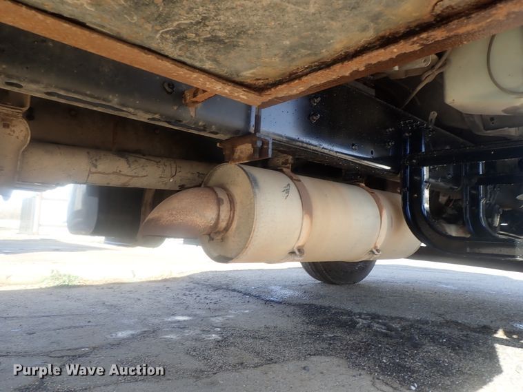 image for item DG2936 2002 Freightliner FL60  flatbed truck