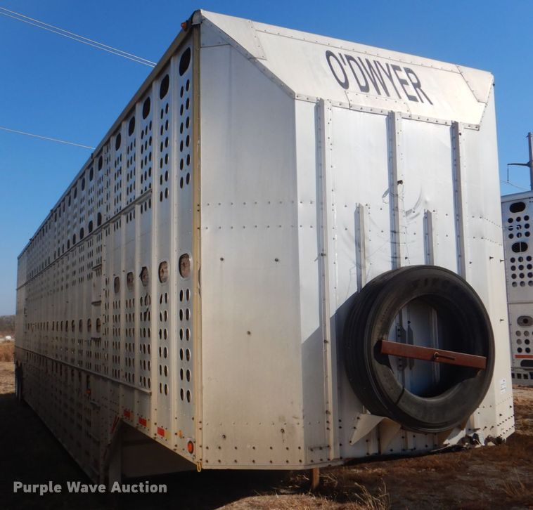 image for item DH5414 1991 Merritt livestock trailer