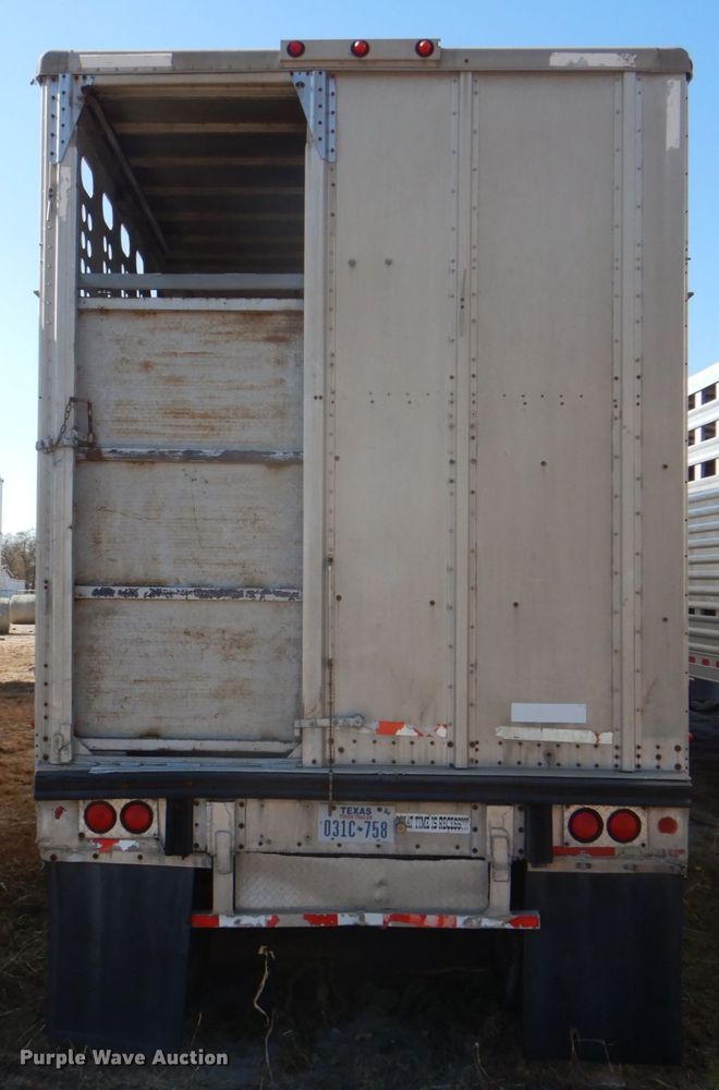 image for item DH5414 1991 Merritt livestock trailer