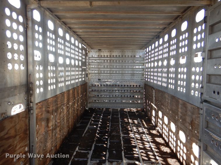 image for item DH5414 1991 Merritt livestock trailer