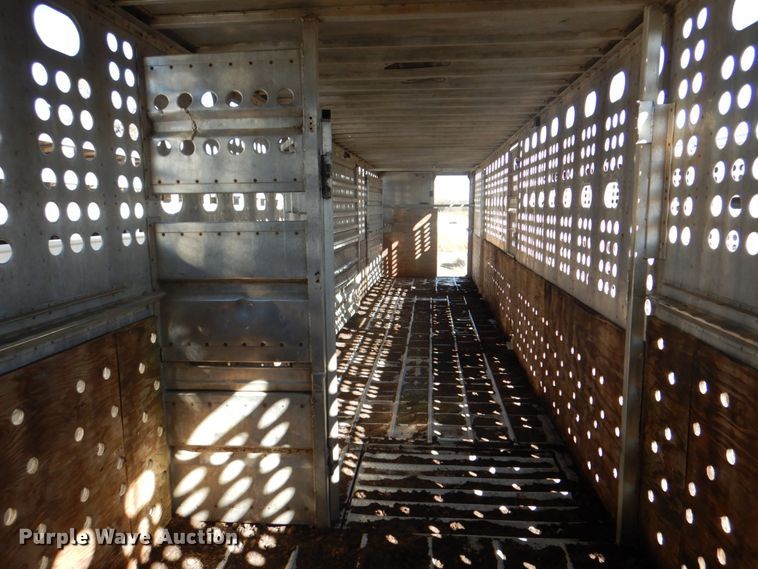 image for item DH5414 1991 Merritt livestock trailer