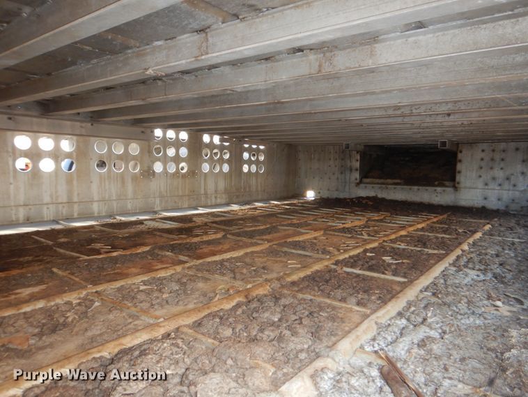 image for item DH5414 1991 Merritt livestock trailer