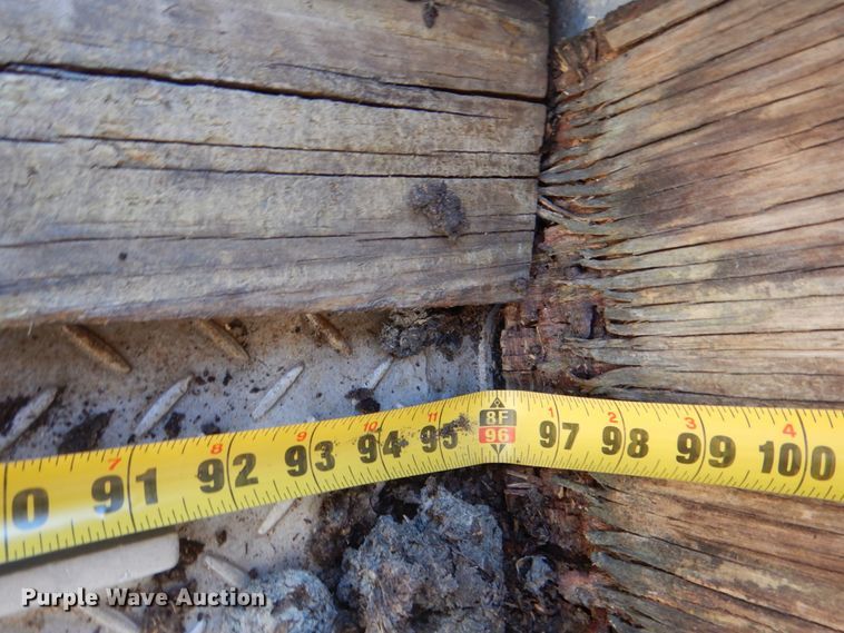 image for item DH5414 1991 Merritt livestock trailer