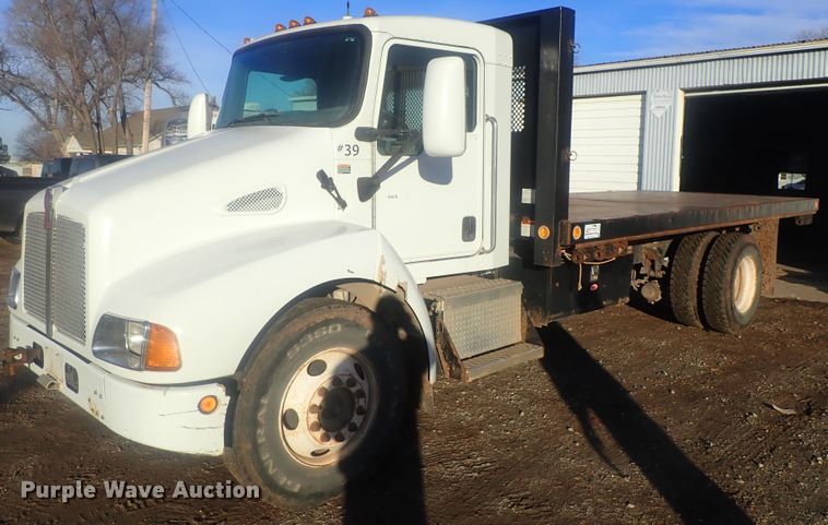 image for item DI7410 2008 Kenworth T300  dump flatbed truck