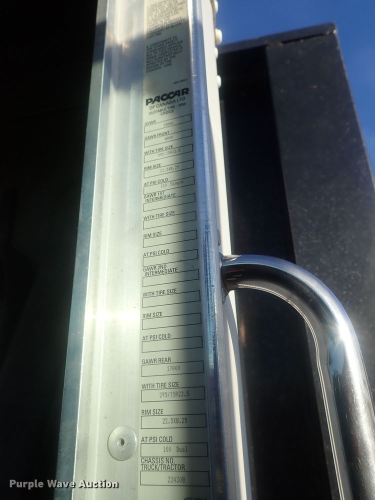 image for item DI7410 2008 Kenworth T300  dump flatbed truck