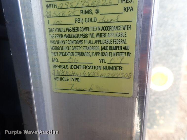 image for item DI7410 2008 Kenworth T300  dump flatbed truck