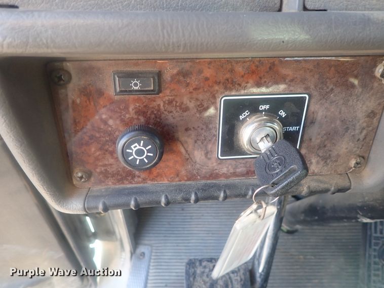 image for item DI7410 2008 Kenworth T300  dump flatbed truck