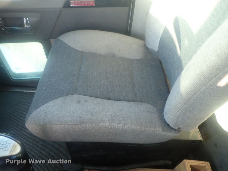 image for item DI7410 2008 Kenworth T300  dump flatbed truck