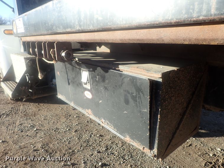 image for item DI7410 2008 Kenworth T300  dump flatbed truck