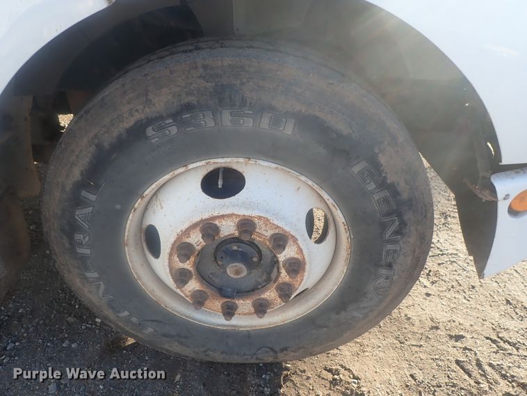 image for item DI7410 2008 Kenworth T300  dump flatbed truck