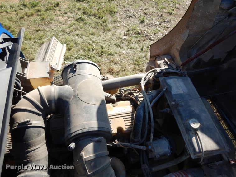 image for item DJ6597 2007 Kenworth T800  semi truck