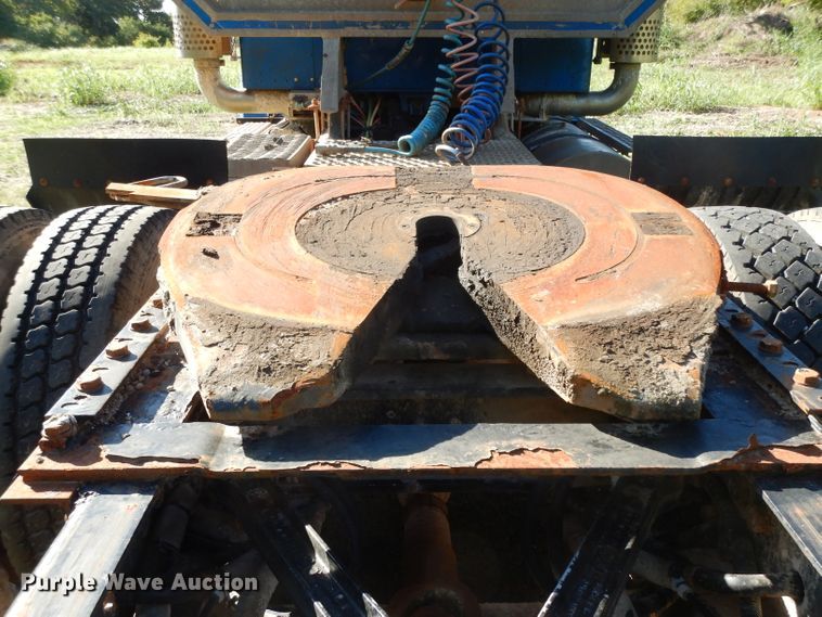 image for item DJ6597 2007 Kenworth T800  semi truck