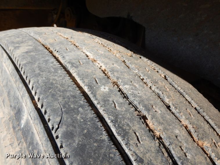 image for item DJ6597 2007 Kenworth T800  semi truck