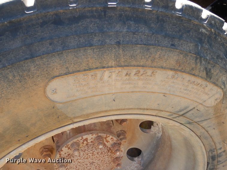 image for item DJ6597 2007 Kenworth T800  semi truck