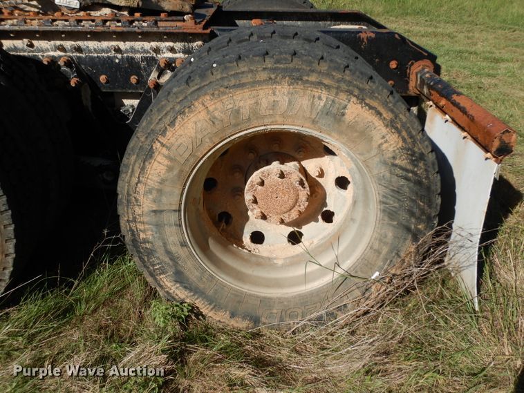 image for item DJ6597 2007 Kenworth T800  semi truck