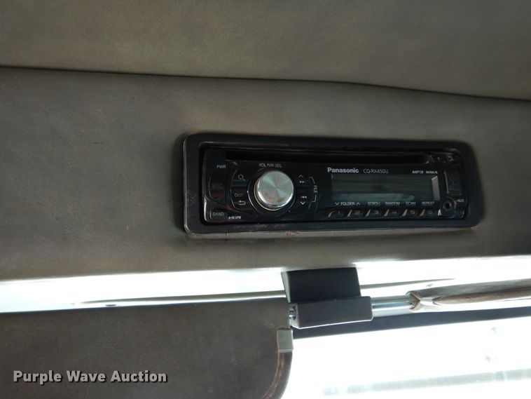 image for item DJ6698 1999 Peterbilt 379  semi truck