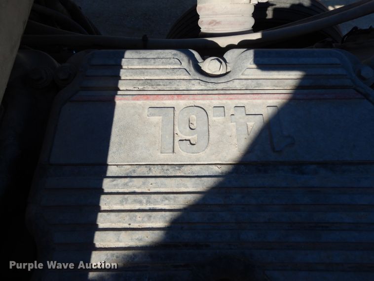 image for item DJ6698 1999 Peterbilt 379  semi truck