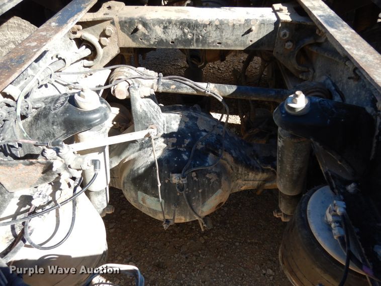 image for item DJ6698 1999 Peterbilt 379  semi truck