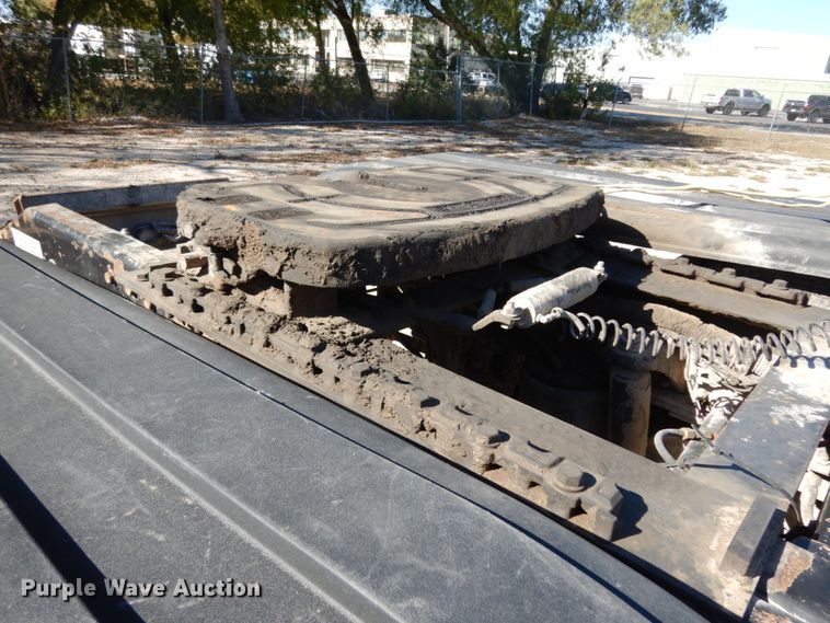 image for item DJ6698 1999 Peterbilt 379  semi truck