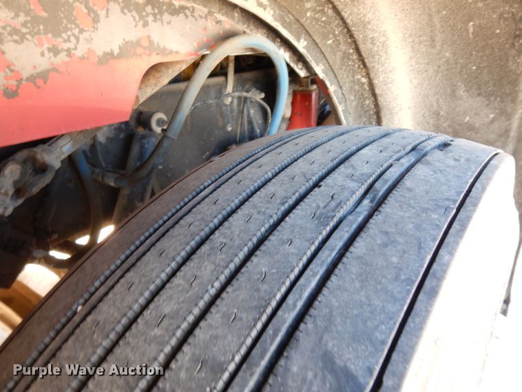 image for item DJ6698 1999 Peterbilt 379  semi truck