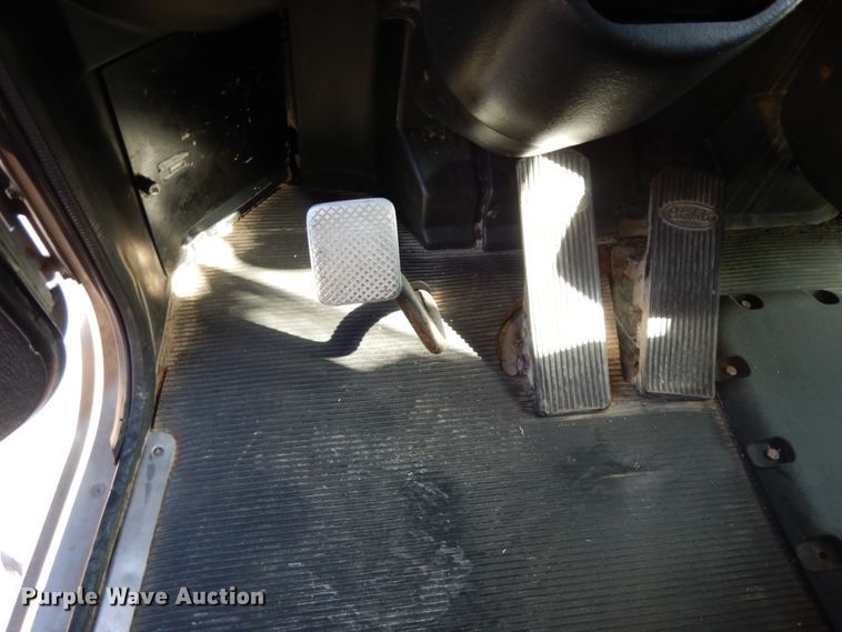 image for item DJ6699 2009 Peterbilt 340  dump truck