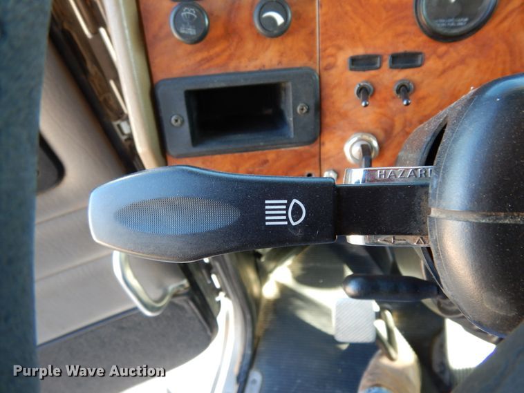 image for item DJ6699 2009 Peterbilt 340  dump truck