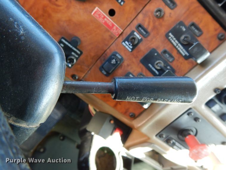 image for item DJ6699 2009 Peterbilt 340  dump truck