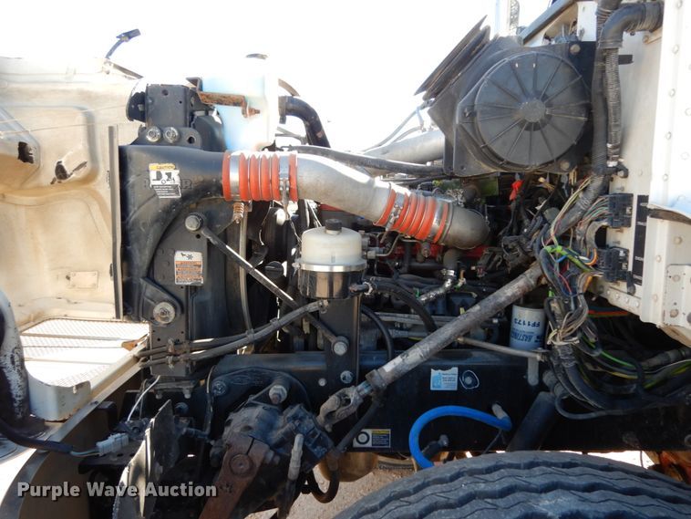 image for item DJ6699 2009 Peterbilt 340  dump truck